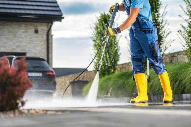 Professional Pressure Washing Services in Somonauk, IL